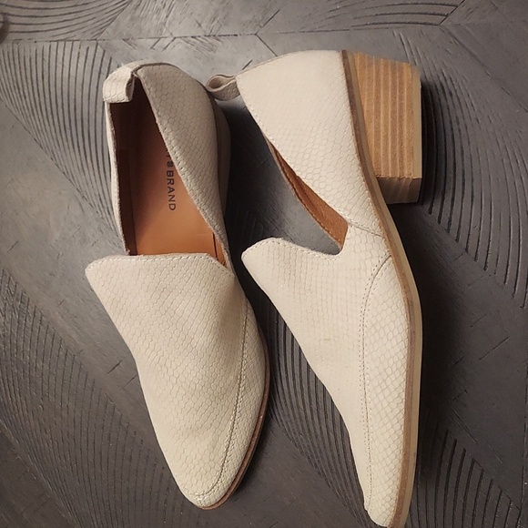 LUCKY BRAND Majzan Ivory Lizard Print Leather Slip On Loafers - Picture 13 of 14